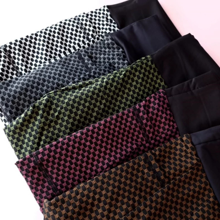 18-شلوارک ورزشی دخترانه سیملس پشت چیندار1