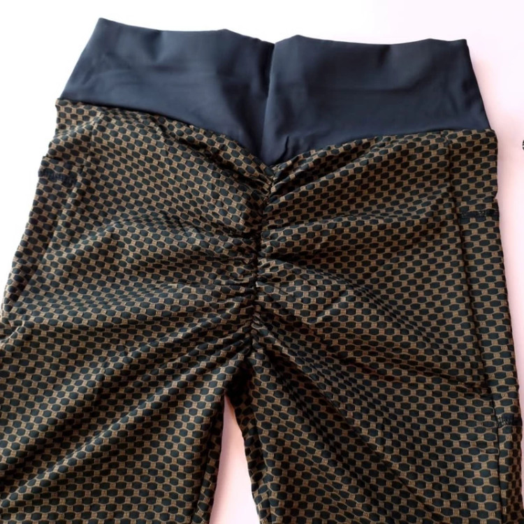 18-شلوارک ورزشی دخترانه سیملس پشت چیندار3