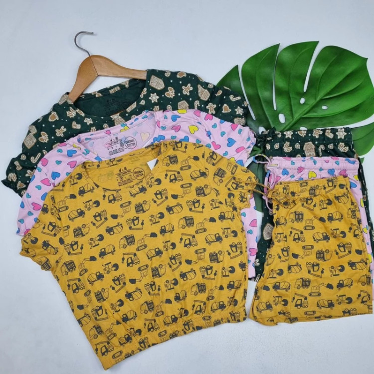 74-کراپ شورتک فانتزی دخترانه 1