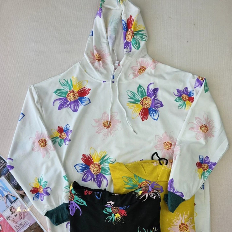 79-هودی کلاهدار دخترانه بابونه لش1