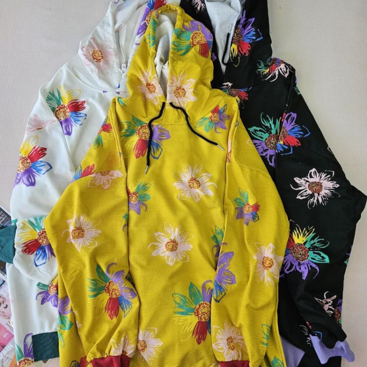 79-هودی کلاهدار دخترانه بابونه لش2