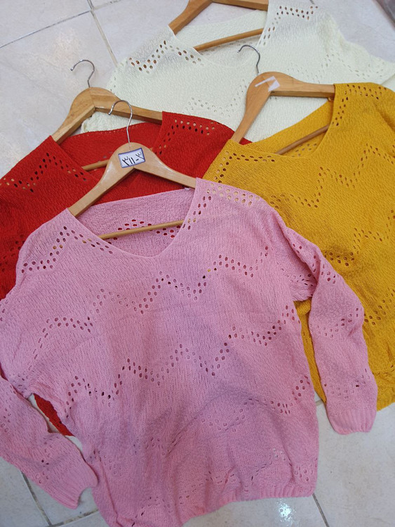 108-بلوز مجلسی قلاب بافی زنانه